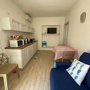 https://appartamenti-renzorita-carmelina.in-sardinia.net